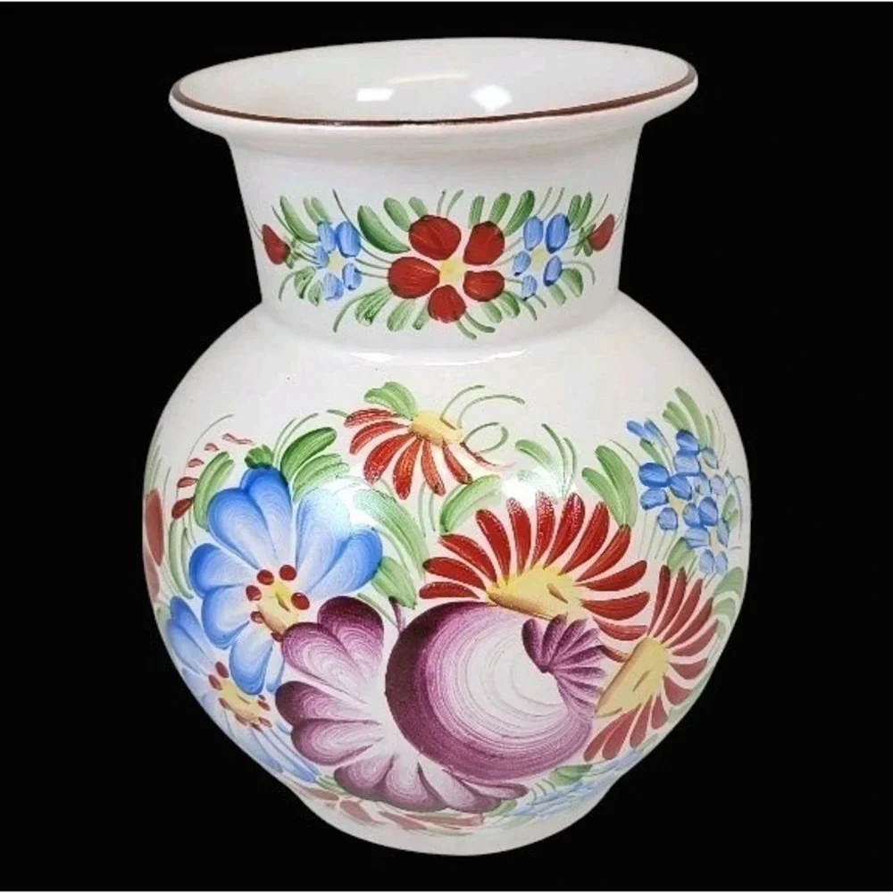 Chodovia Domažlice Hand-Painted Floral‎ Vase 5